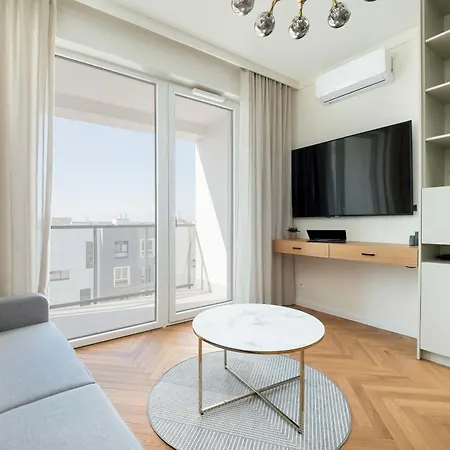 Air Conditioned Apartment In Warsaw With Parking And Bathtub By Noclegi Renters Exterior photo